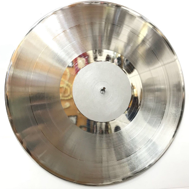 Silver disc